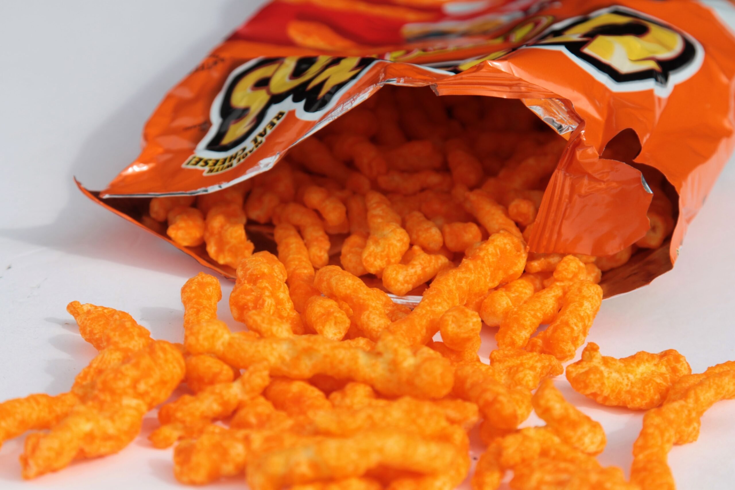 Aditivii din alimente procesate, impact asupra microbiomului intestinal, studiat