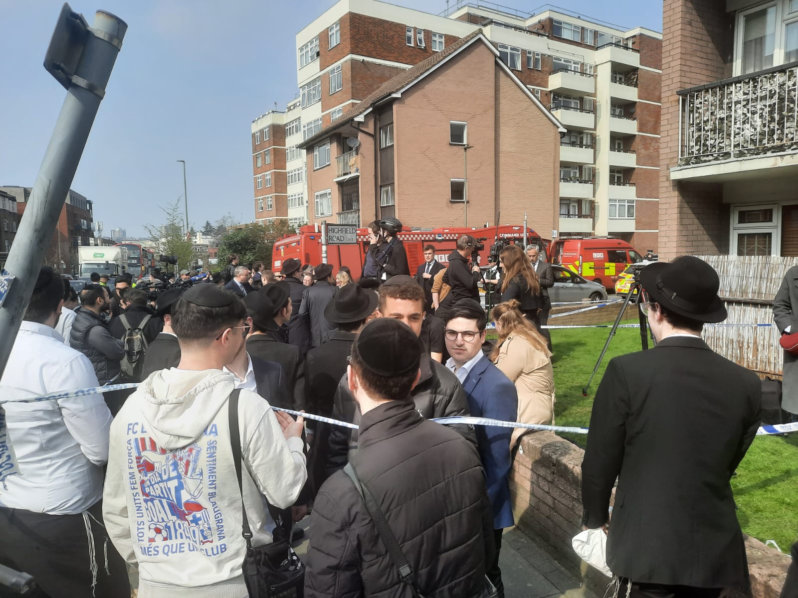 Poliția britanică investighează atacul asupra ambulanțelor, presupus orchestrat de Teheran