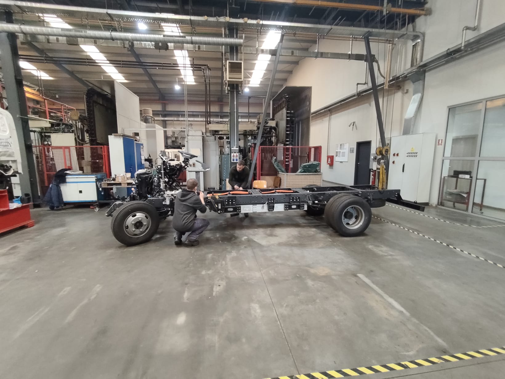 Replica autobuzului marta, evocare istorică, prinde formă la arad