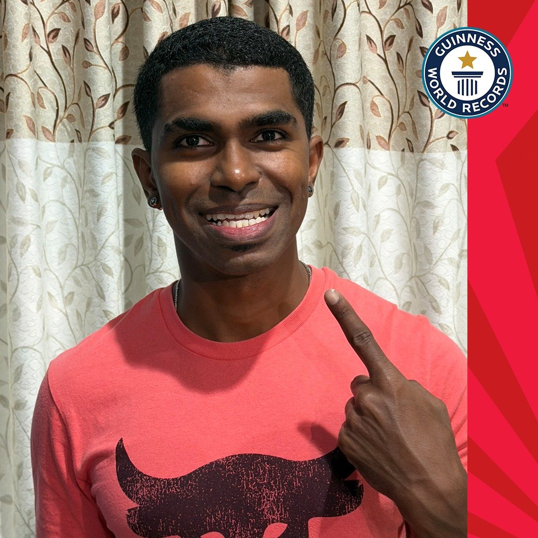 Record mondial: Malayezianul cu 42 de dinți, recunoscut de Guinness