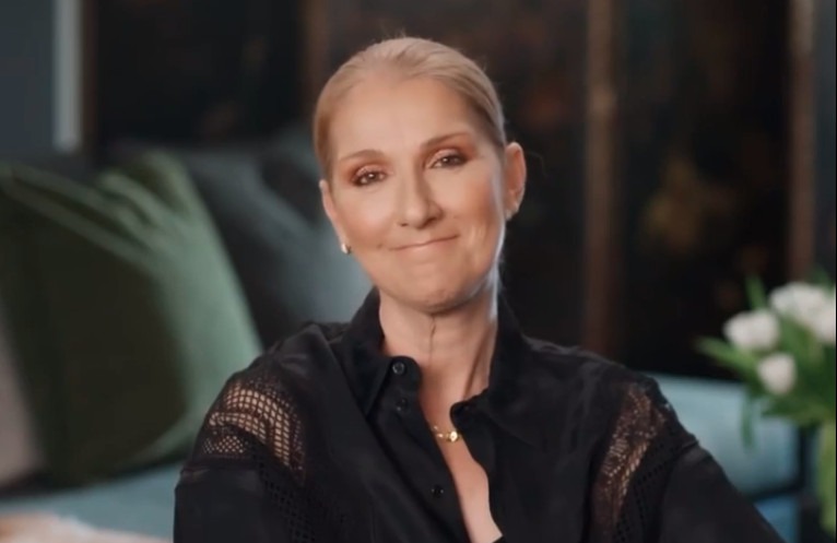 Celine Dion revine pe scenă la Paris, după o pauză lungă