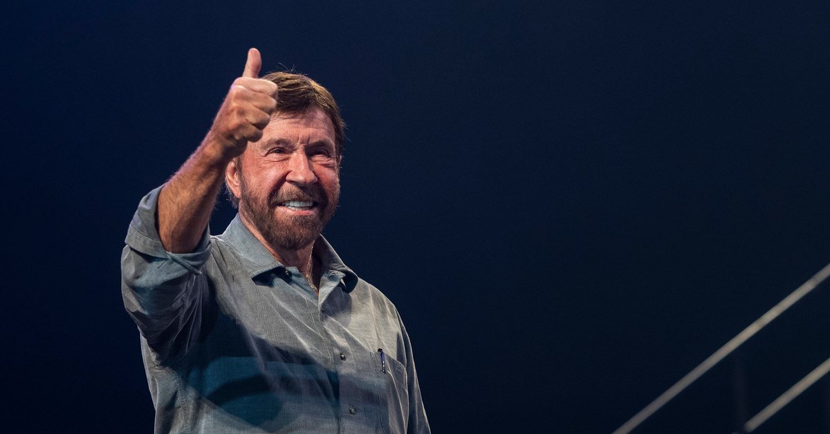 Chuck Norris împlinește astăzi 86 de ani. Povestea unei legende. 5 lucruri mai puțin știute despre actor