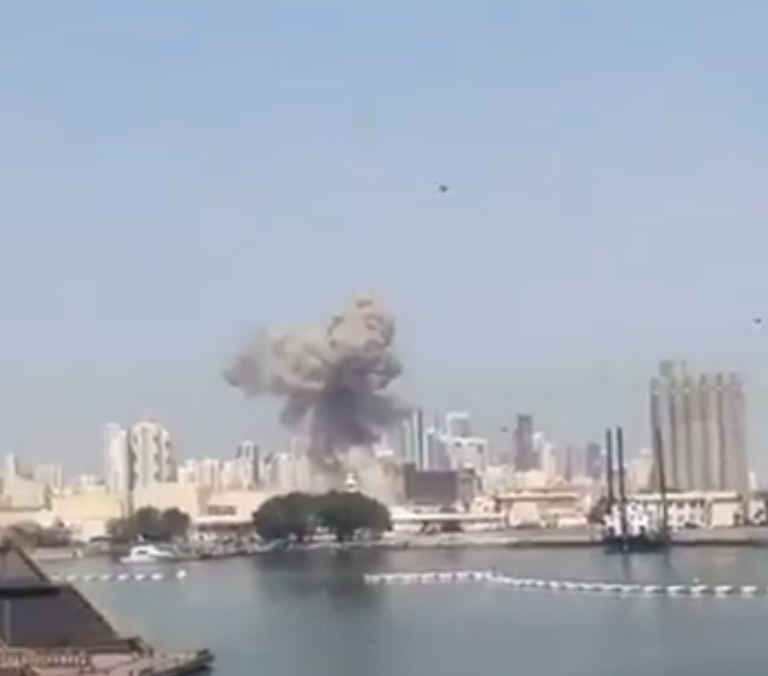 Oficial UAE către Iran: „Războiul vostru nu e cu vecinii”
Alternativ:
Emiratele: „Iranienii, conflictul nu e cu vecinii voștri!”