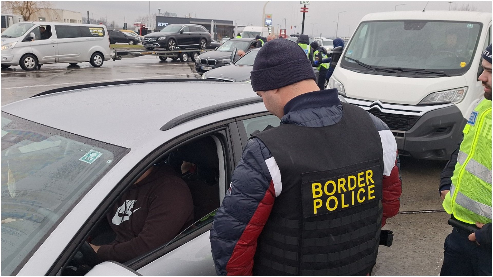 Autocar cu elevi români, oprit în Austria: Probleme tehnice și odihnă șoferi