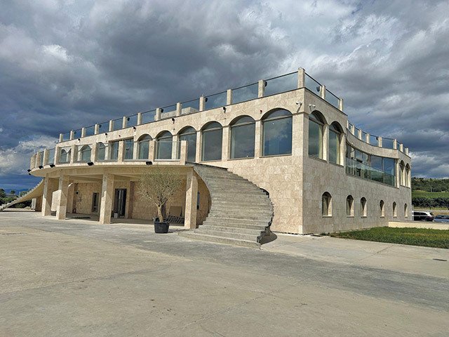 Ferrucio investește 2,5 mil. Euro într-un hotel în podgoria Boldești-Scăieni