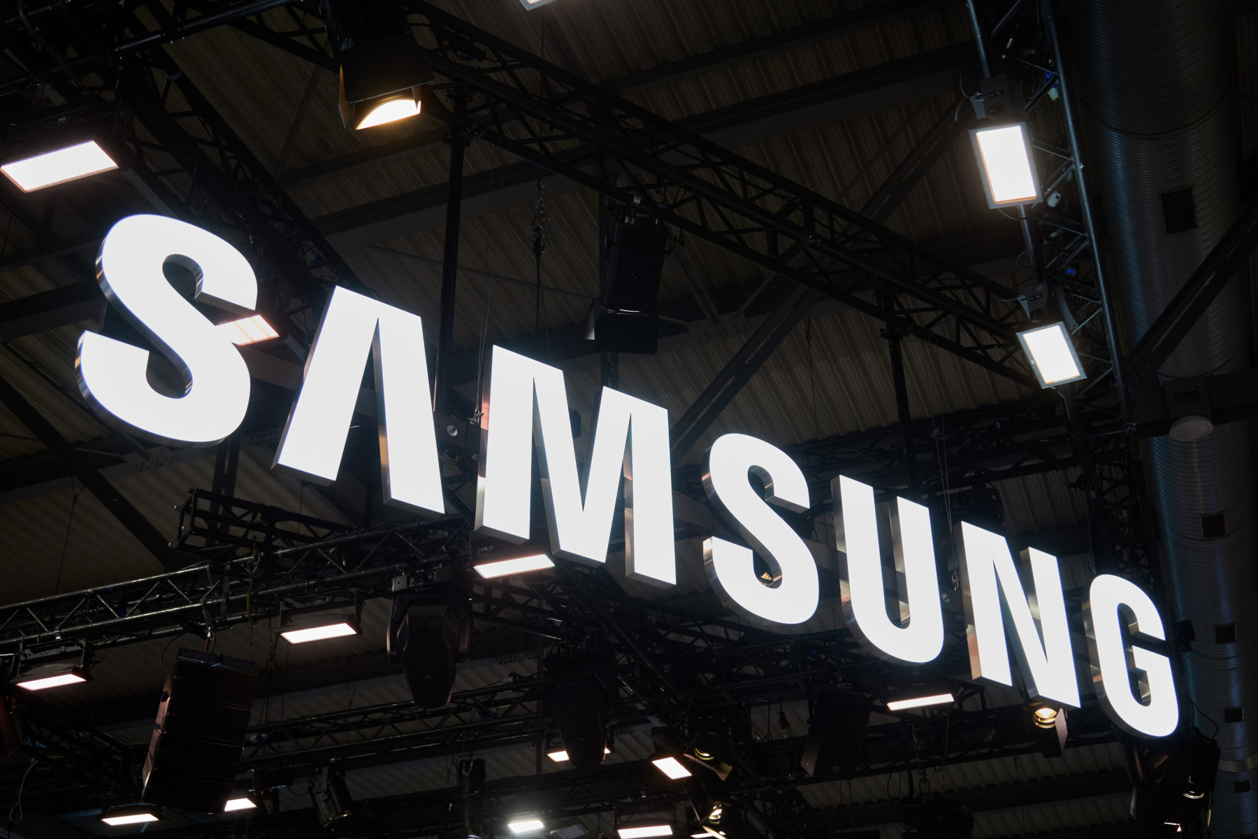 China urcă în top 3, Germania domină Europa