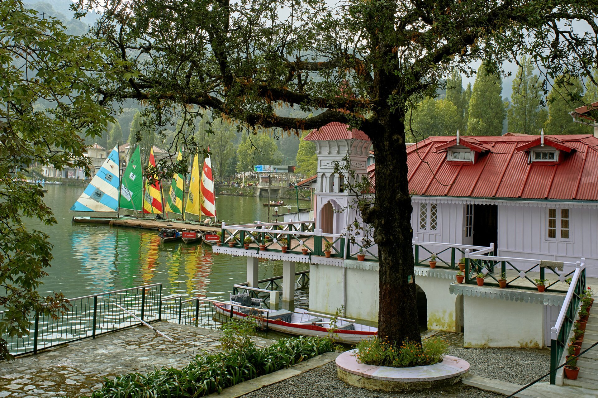 Sat întreg la lucru: Proiectul indian revitalizează comunitățile montane