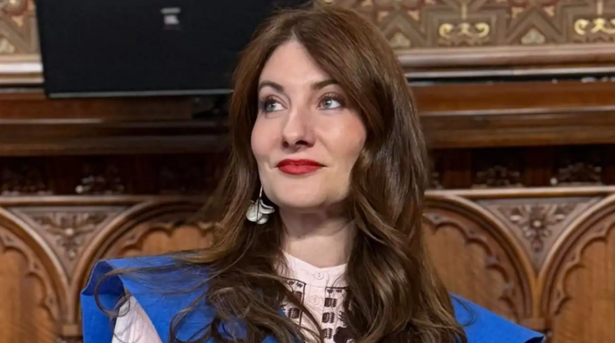 Româncă, record la rezidențiatul din Spania: Acuzații de fraudă cu ochelari ai