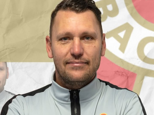 Român invită socrii la restaurant, prinde un hoț și plânge. Ce pedeapsă a primit