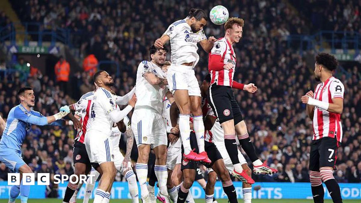 Premier League LIVE: Everton beat Chelsea before Leeds v Brentford