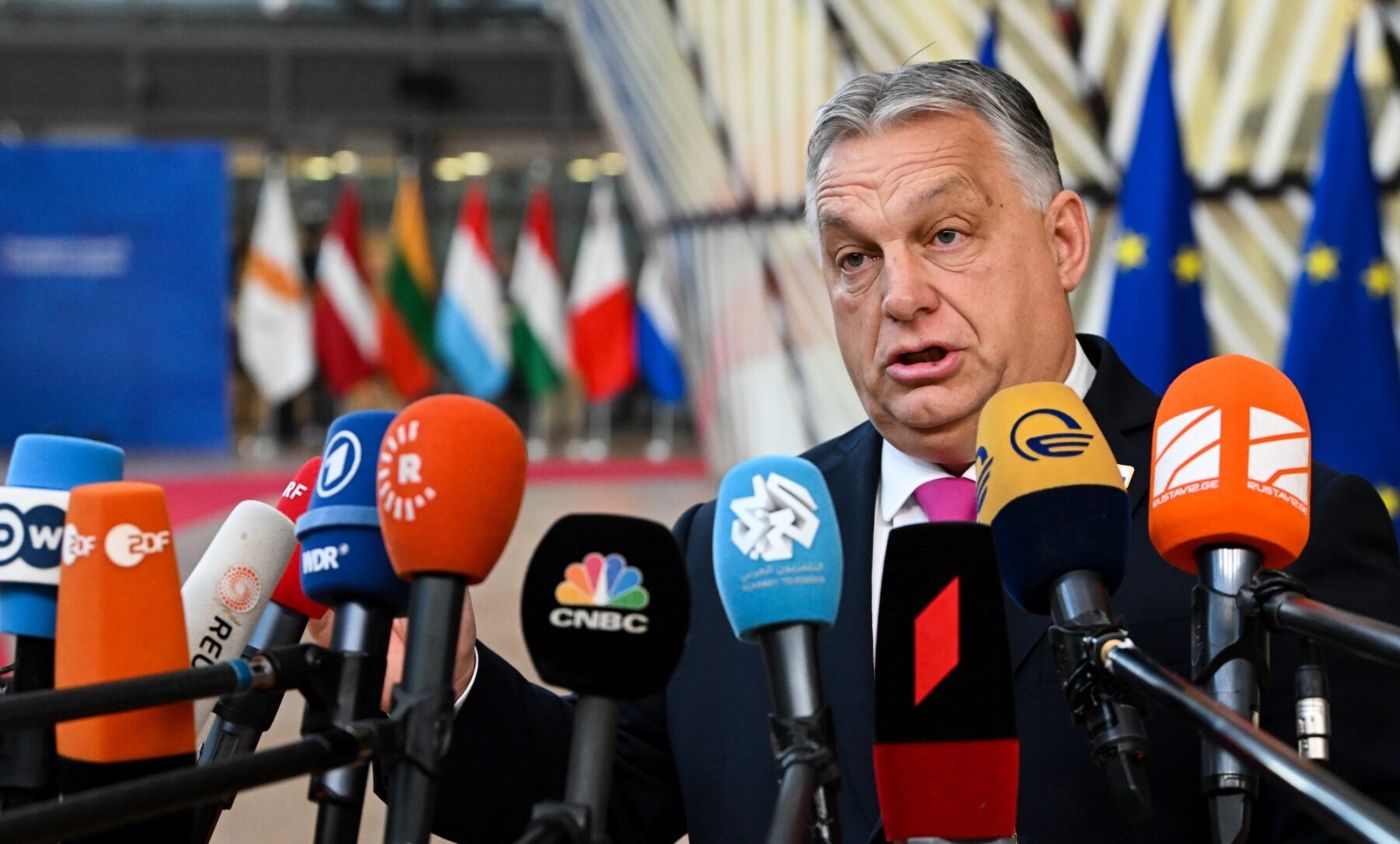 Liderii ue nu l-au convins pe orban să ridice veto-ul pentru ucraina