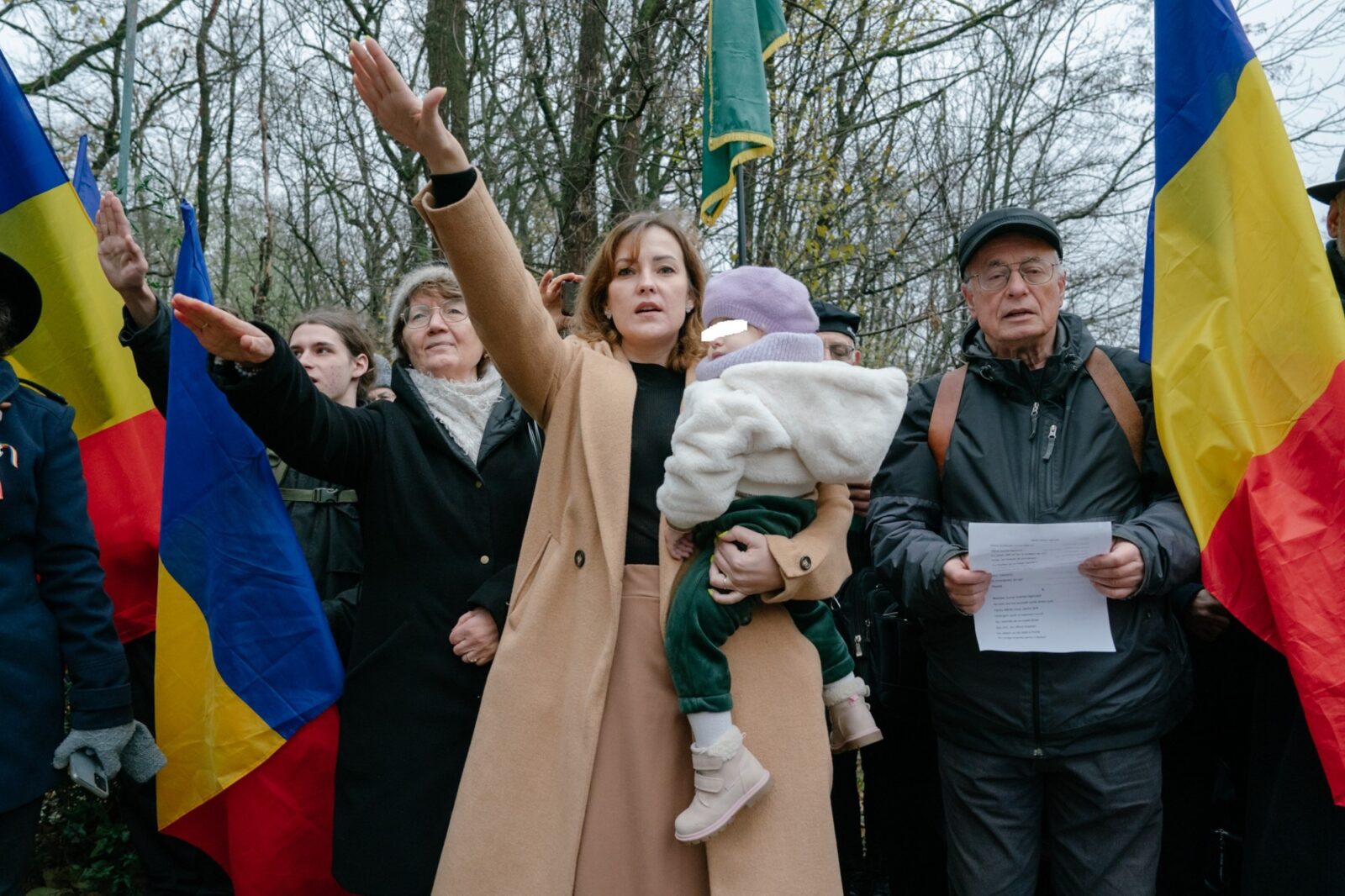 AUR, sos, pot și neafiliați propun legalizarea negației Holocaustului