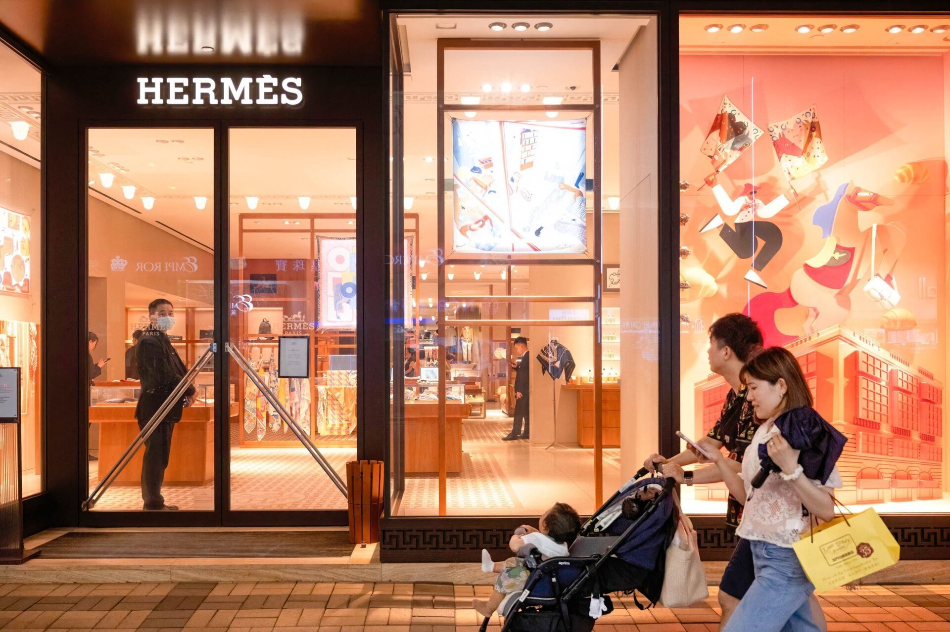 Hermès, tranzacție de 400 mil. Dolari pentru un magazin în Beverly Hills