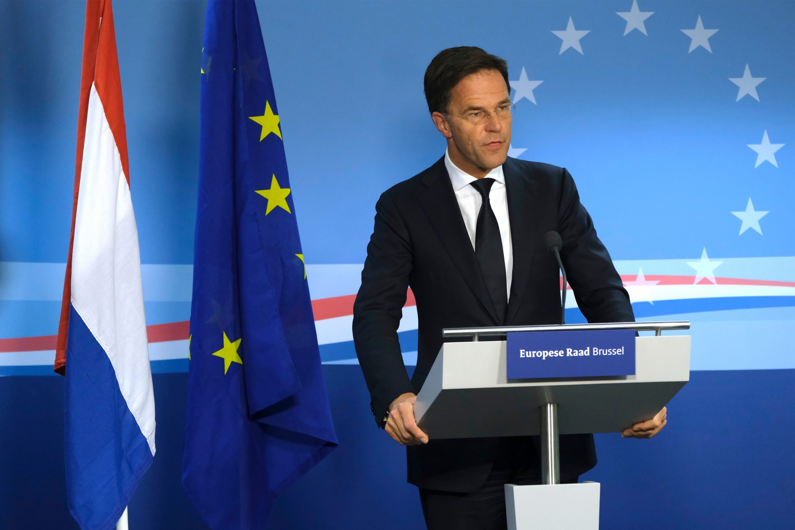 Rutte: Umbrela nucleară franceză nu afectează angajamentul SUA în NATO (audio)