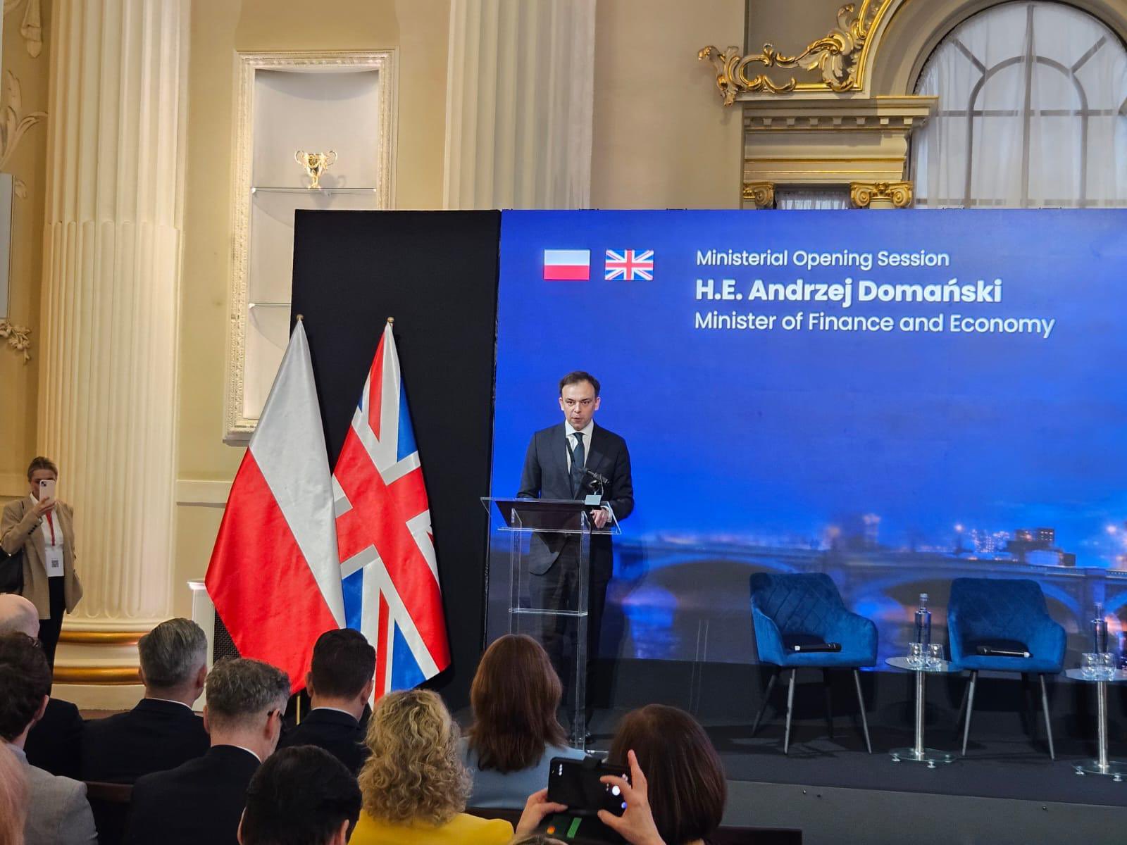 Polonia pune accent pe safe, planul de apărare al ue, anunță ministrul de finanțe