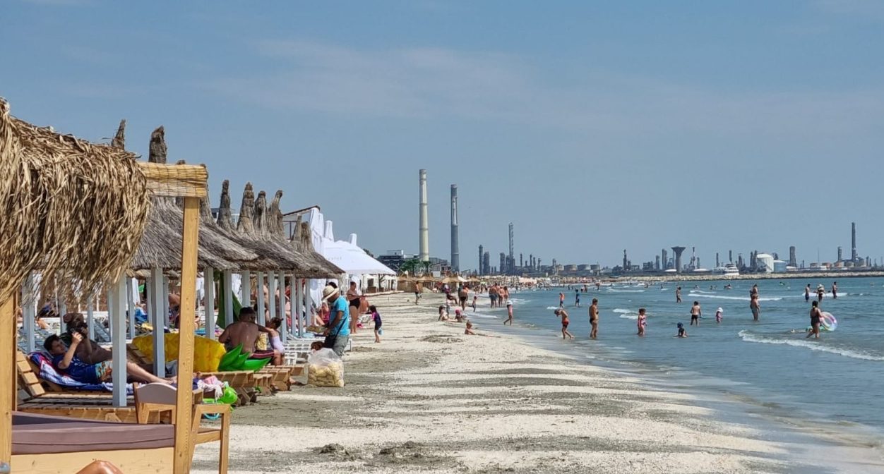 Licitația plajelor din năvodari, contestată în instanță