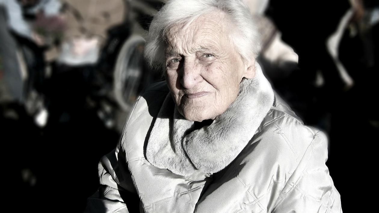 Țara europeană care folosește roboți pentru îngrijirea vârstnicilor