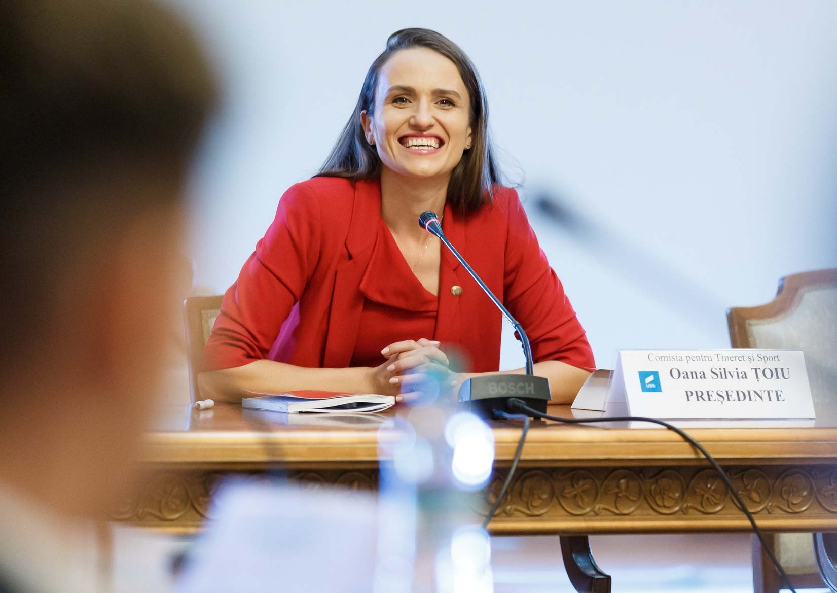 Oana Țoiu: Peste 1000 de români, evacuați din Orient, s-au întors acasă