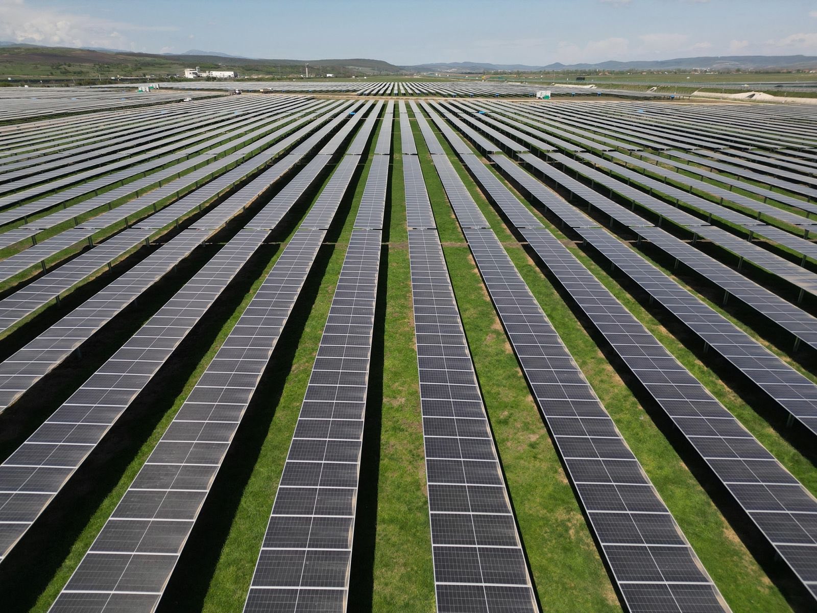 Producția de energie solară atinge un maxim istoric