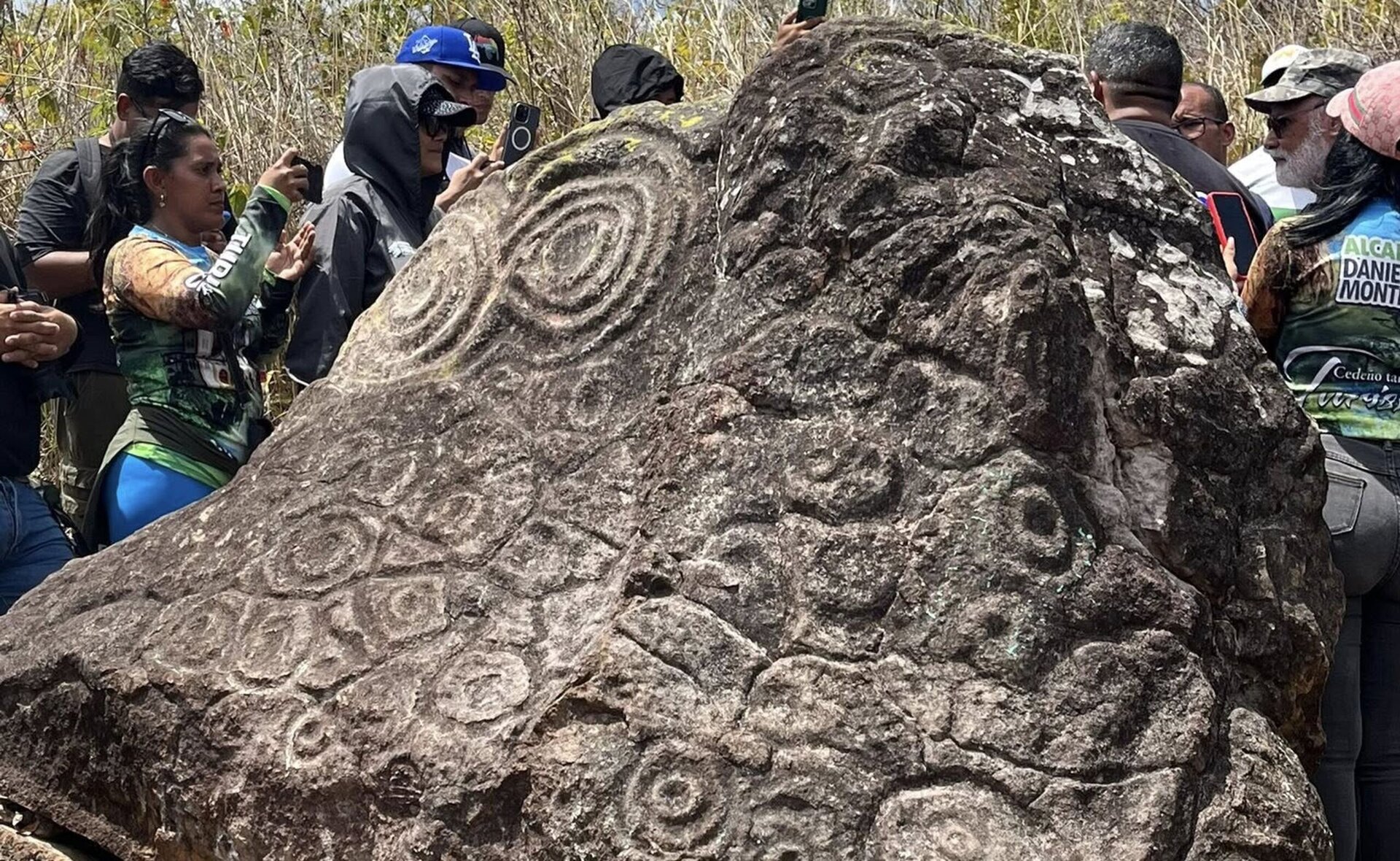 Petroglife vechi de 8.000 de ani, descoperite într-un sat izolat din Venezuela