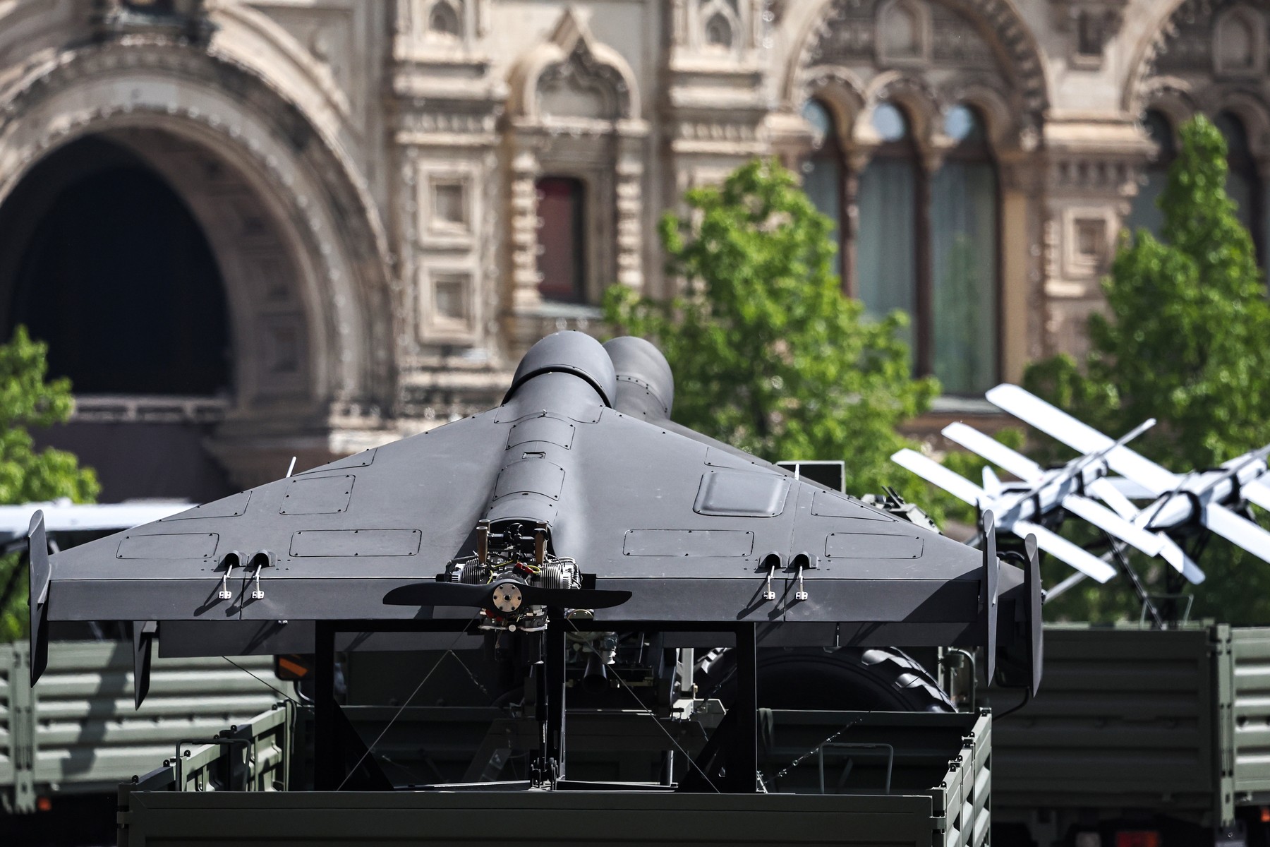 Zelenski: Rusia amplasează patru stații drone în belarus