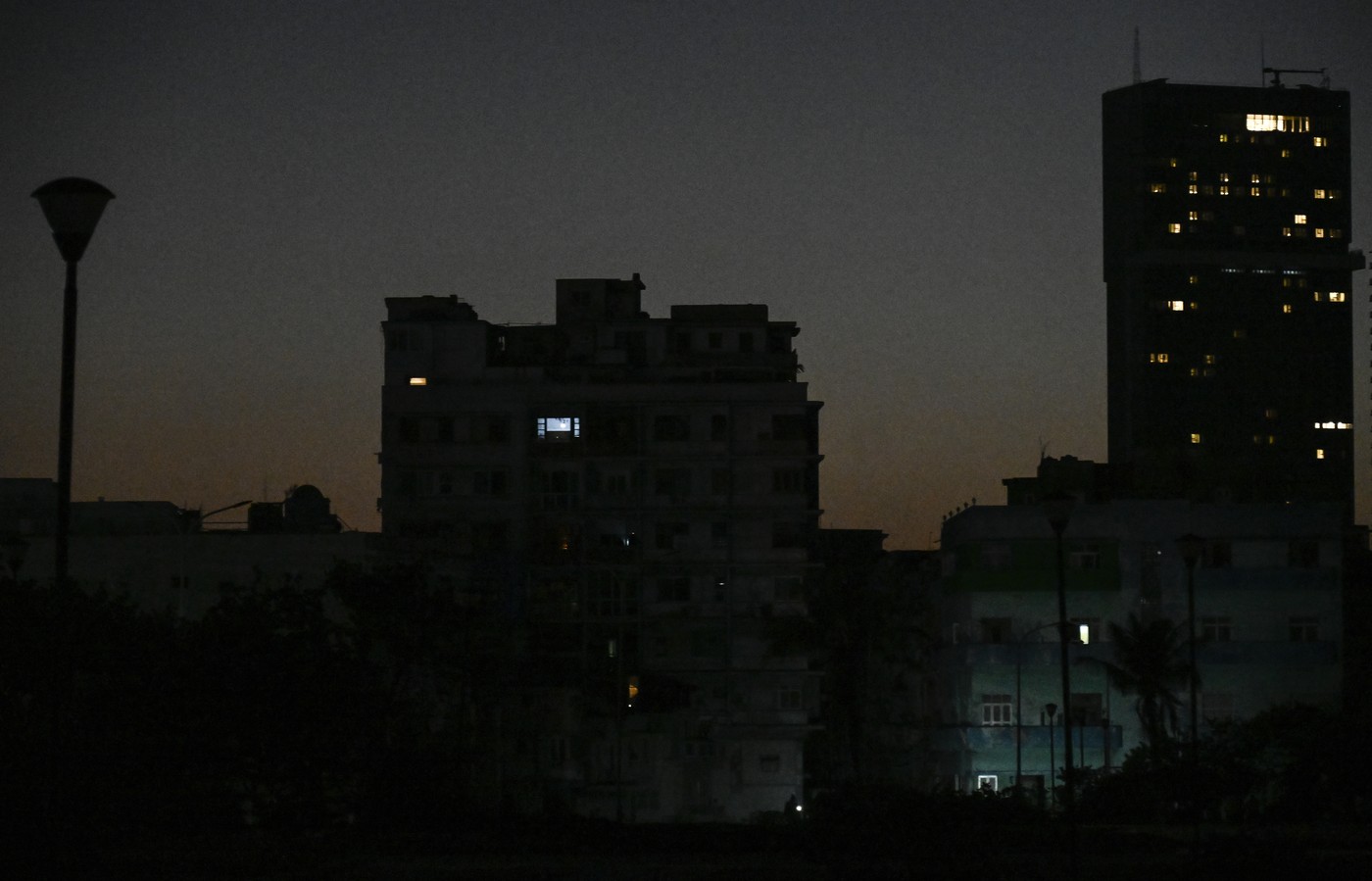 Cuba: Pana de curent lasa 10 milioane de oameni in beznă, a șaptea în 18 luni