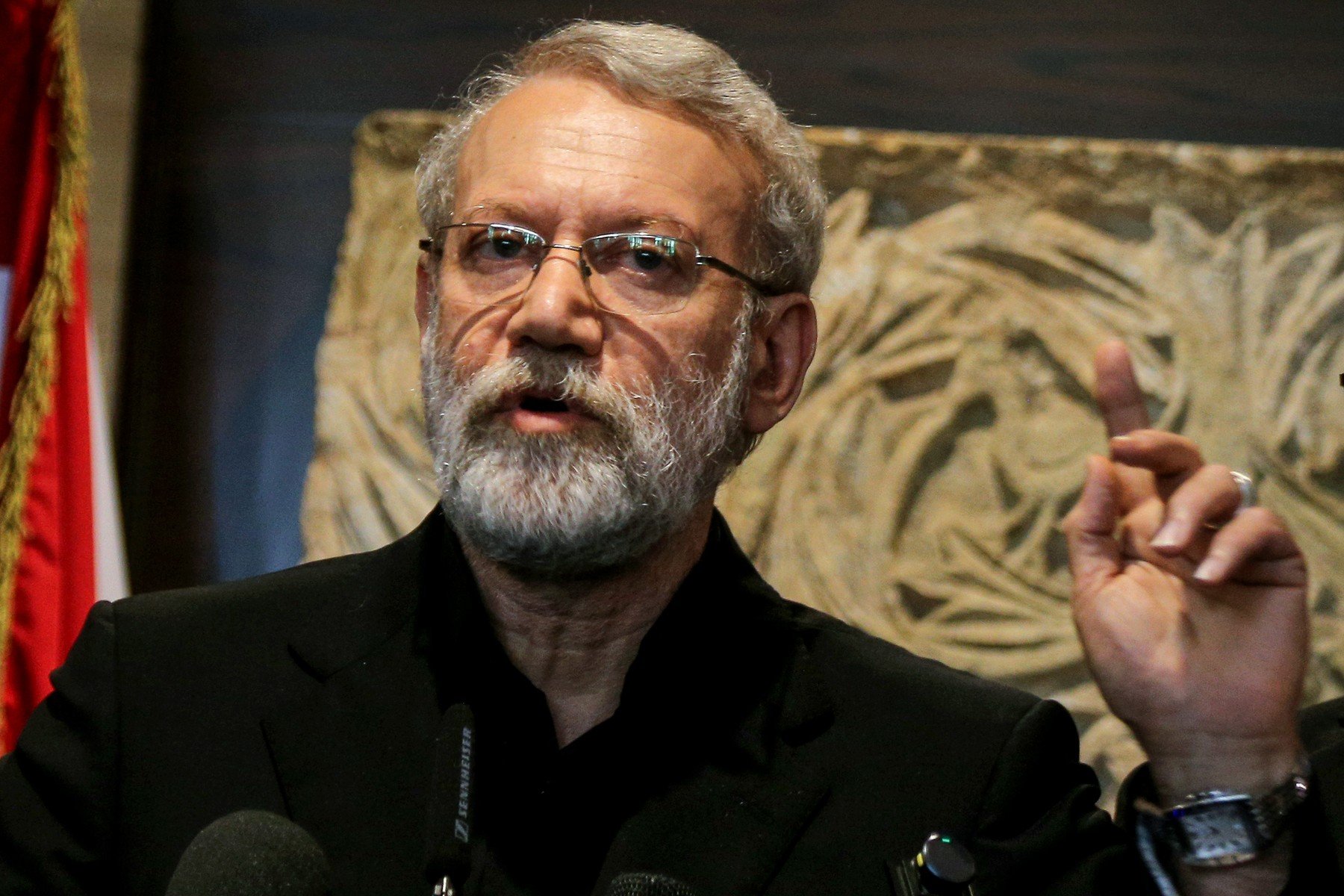 Uciderea lui larijani: Impact asupra puterii în iran. Riscuri de erori