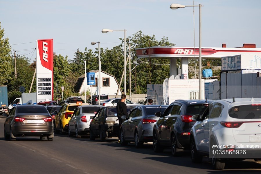 Benzina și motorina: Prețuri pe județe, după ce barilul a trecut de 100 dolari. Constanța, cele mai mici