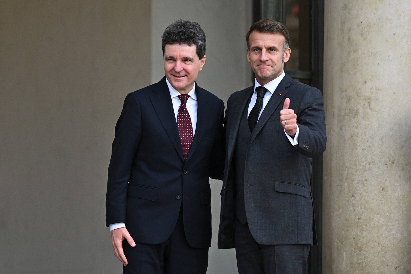 România analizează oferta nucleară a Franței, discuțiile sunt la început