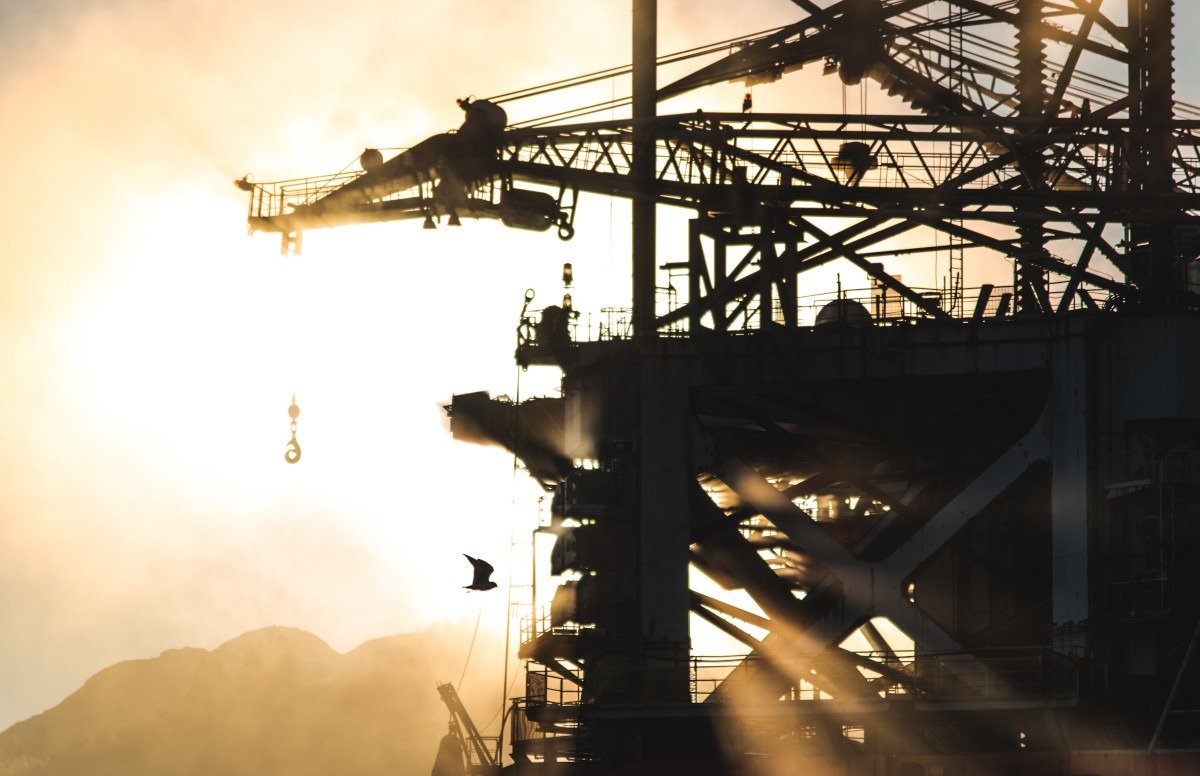 Aramco închide rafinăria Ras Tanura, după atac cu drone, anunță compania saudită