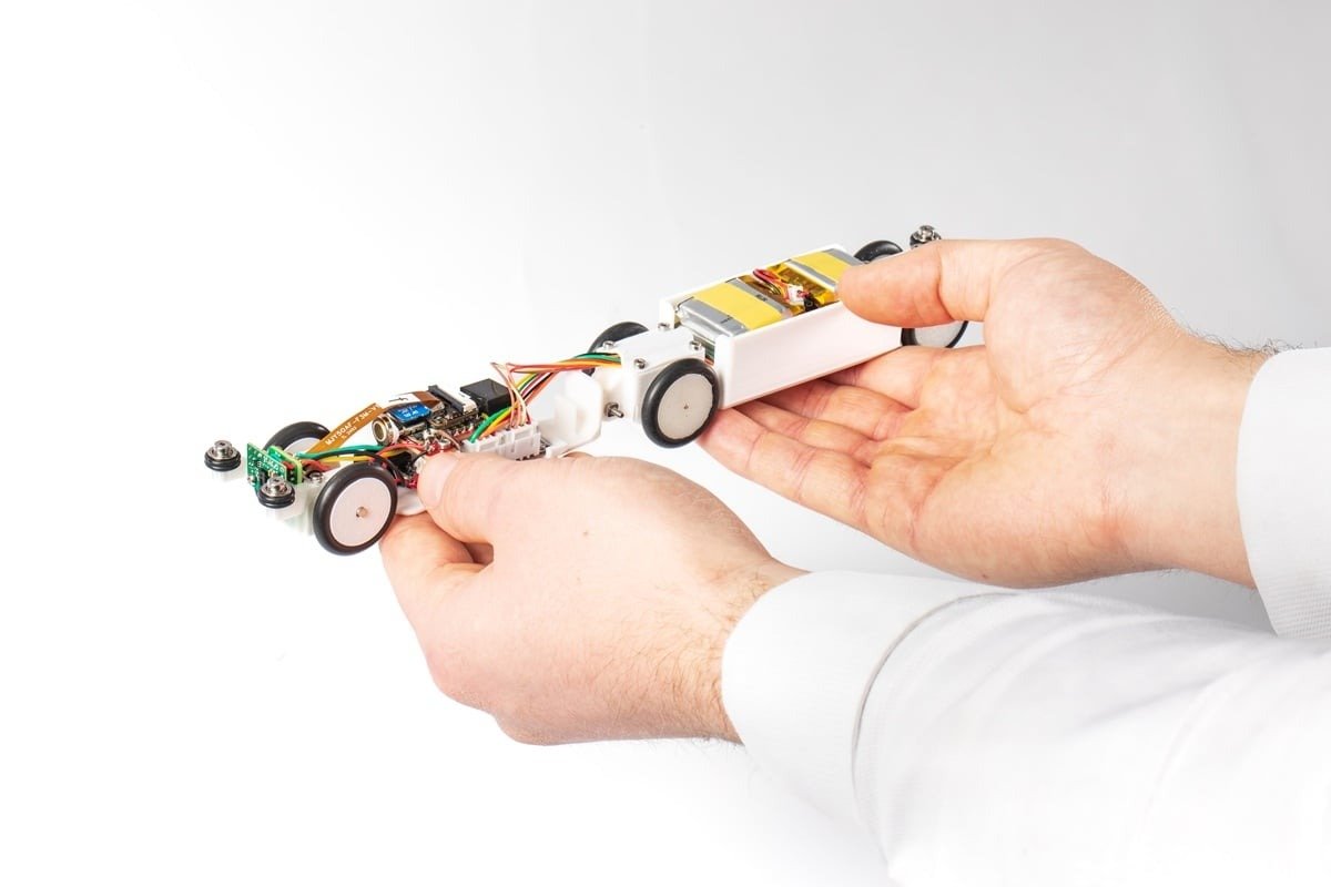 Robot-șoarece inspectează acceleratorul LHC. Cum ajută la mentenanță