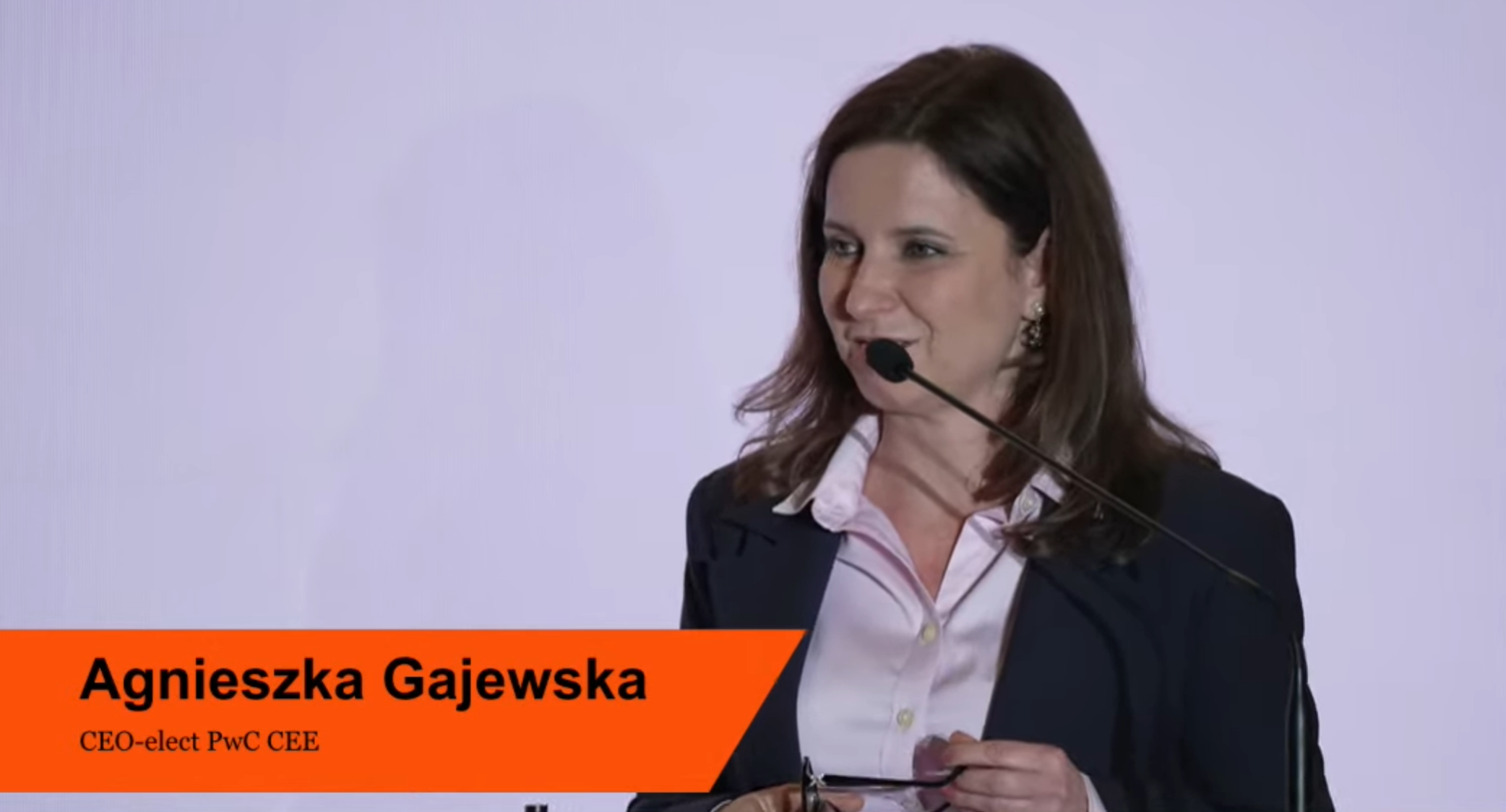 Agnieszka Gajewska (PwC): Ce convinge investitorii să vină în România