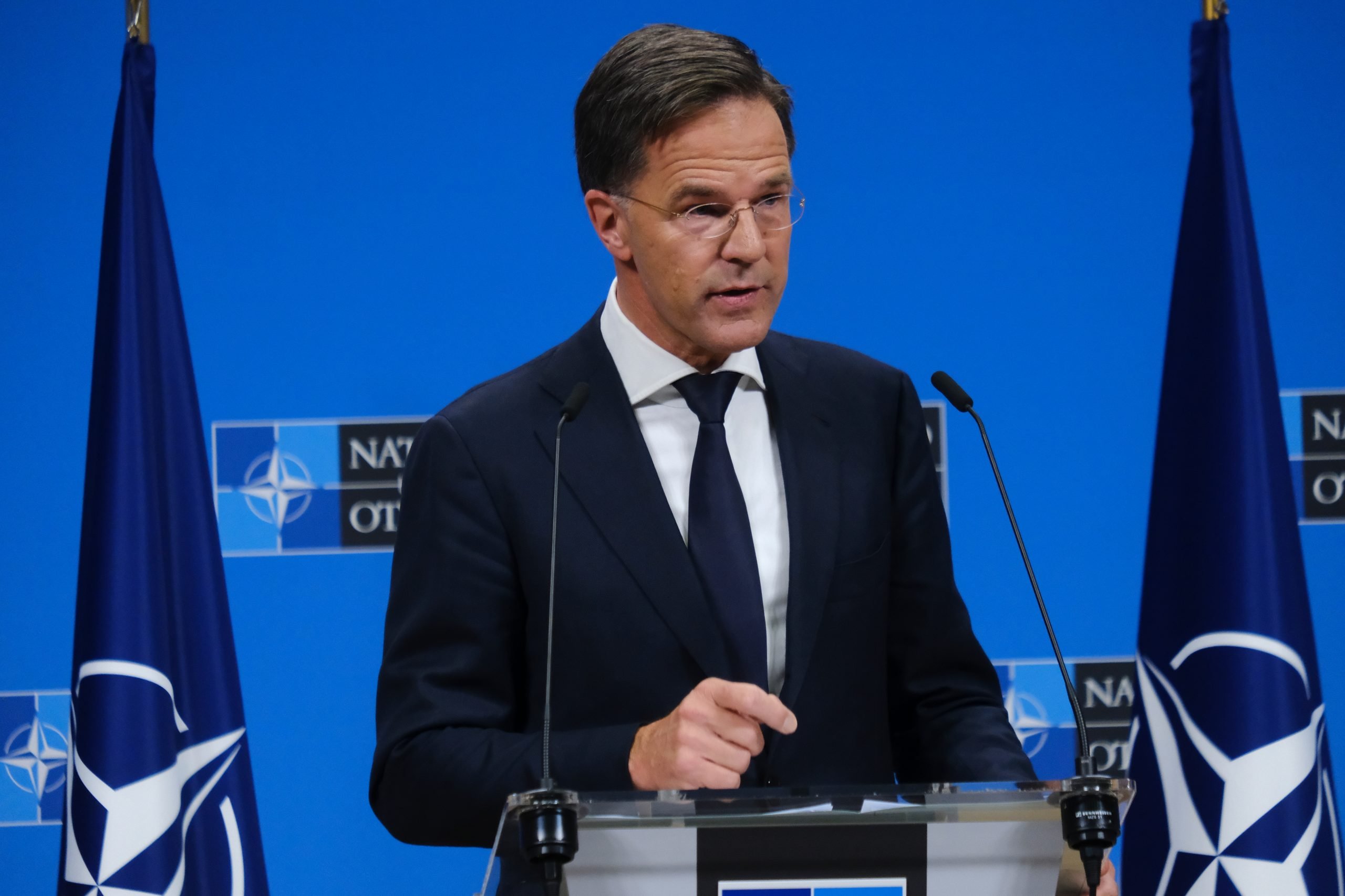 Rutte: NATO nu e implicată în atacurile asupra iranului; sunt „aplaudate”