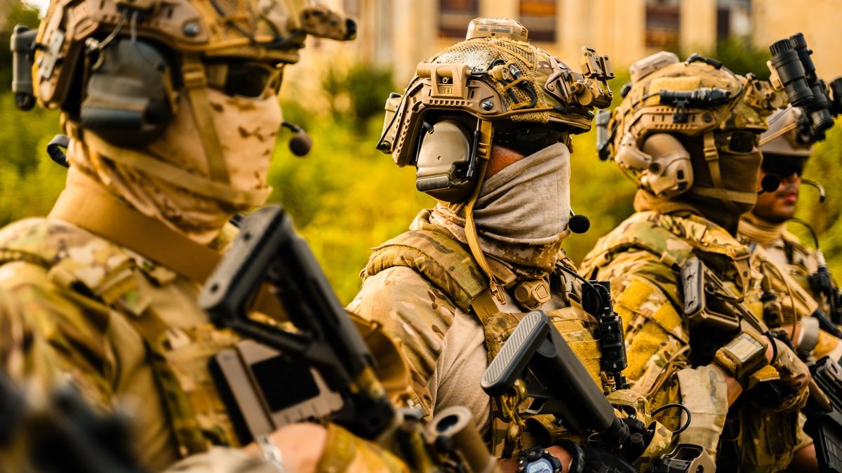 Statele unite, atacuri în iran cu arme modernizate ia