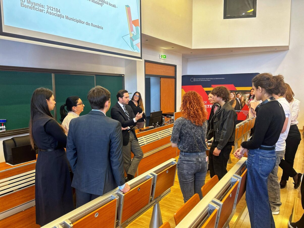 Primăria capitalei angajează tineri profesioniști: Competența primează