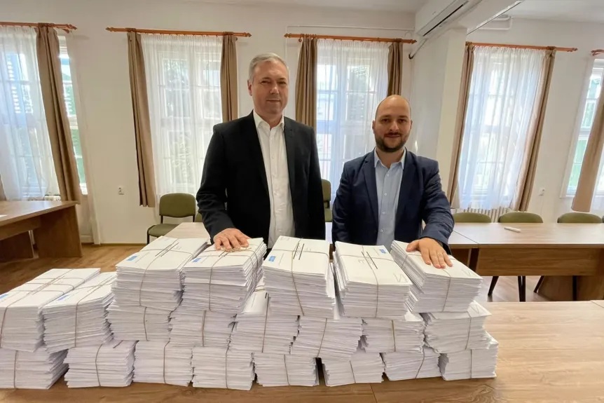 Declic lansează petiție: Voturile din transilvania, vulnerabile la alegerile din ungaria