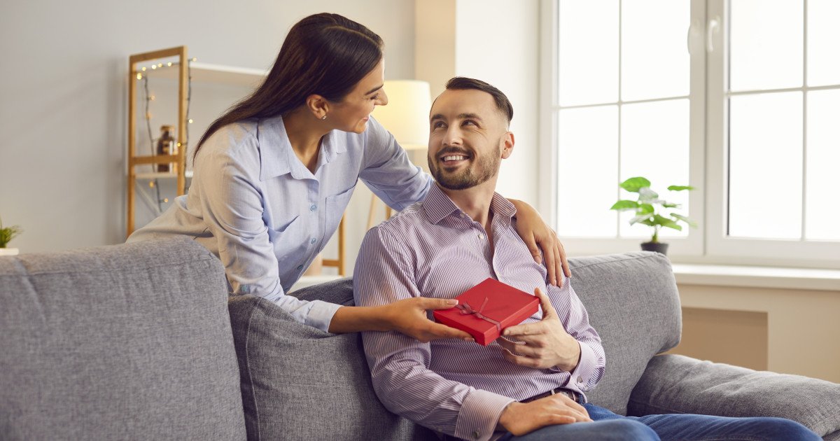 Ziua Bărbatului 2026: De ce este asociată cu 9 martie și când se sărbătorește oficial în România