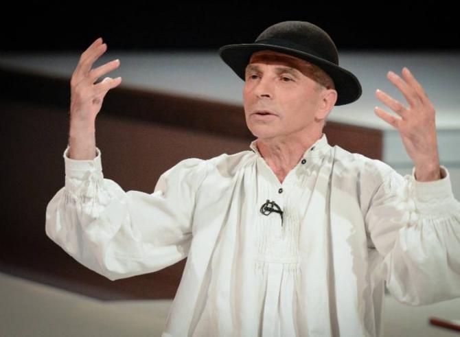 Grigore Leșe, apel pentru artiști: „Preoții la biserică, noi pe scenă”! Rugăciunea învinge bârfele