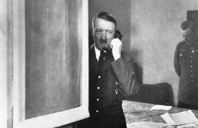 Motor de căutare: Verifică dacă ai avut naziști în familie, chiar și acum!