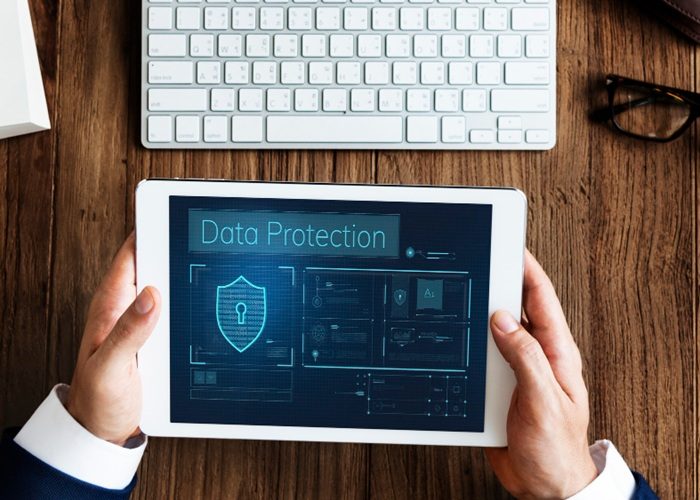 Giganți TECH: Confidențialitatea UTILIZATORILOR, ignorată flagrant! Datele, „ocolite”