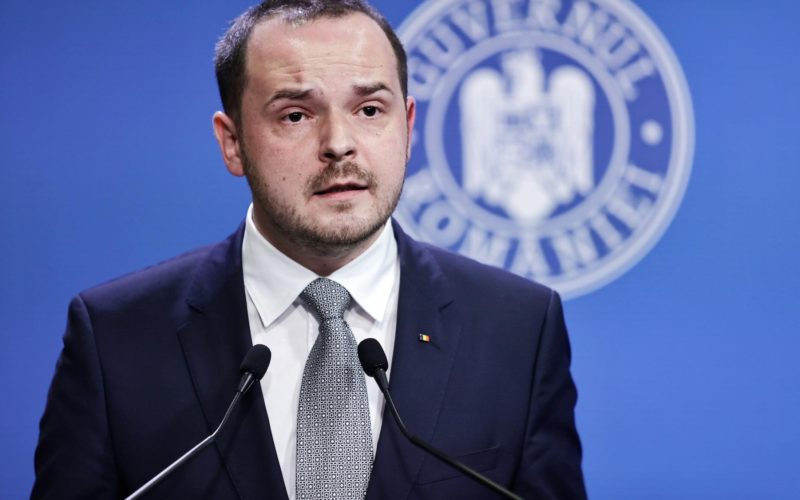 Rogobete, replică acidă la Voiculescu: Suma de la Pfizer, umflată?