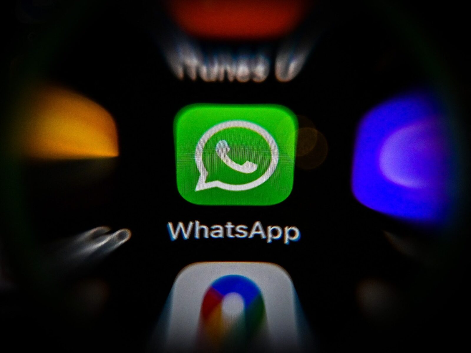 UE, avertisment dur pentru Meta: WhatsApp încalcă regulile antitrust