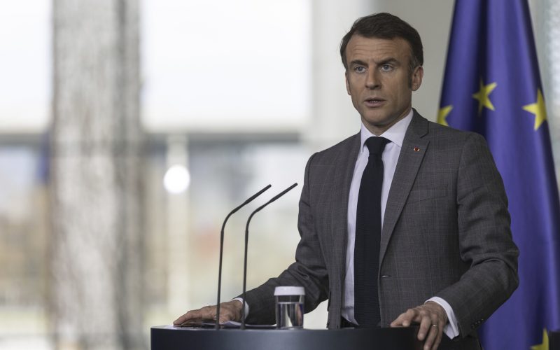 Macron vrea lege anti-interferențe străine în alegerile din Franța