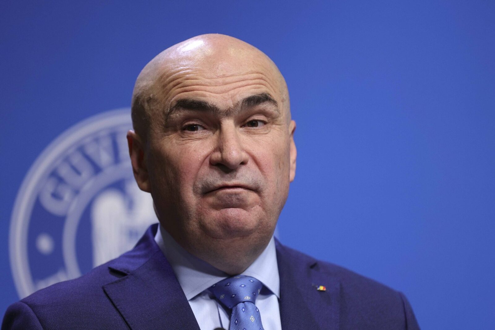Bolojan, reforme la foc automat: Premierul, restructurări la stat