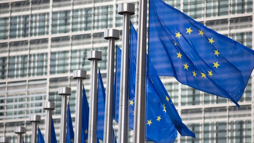 UE pregătește măsuri de criză pentru combustibilul avioanelor, din cauza războiului