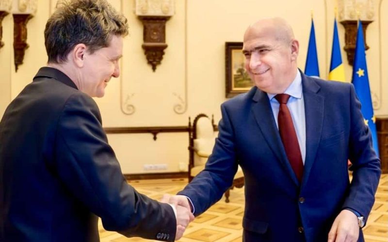 Președintele începe consultările cu partidele: Discuții miercuri despre viitorul României