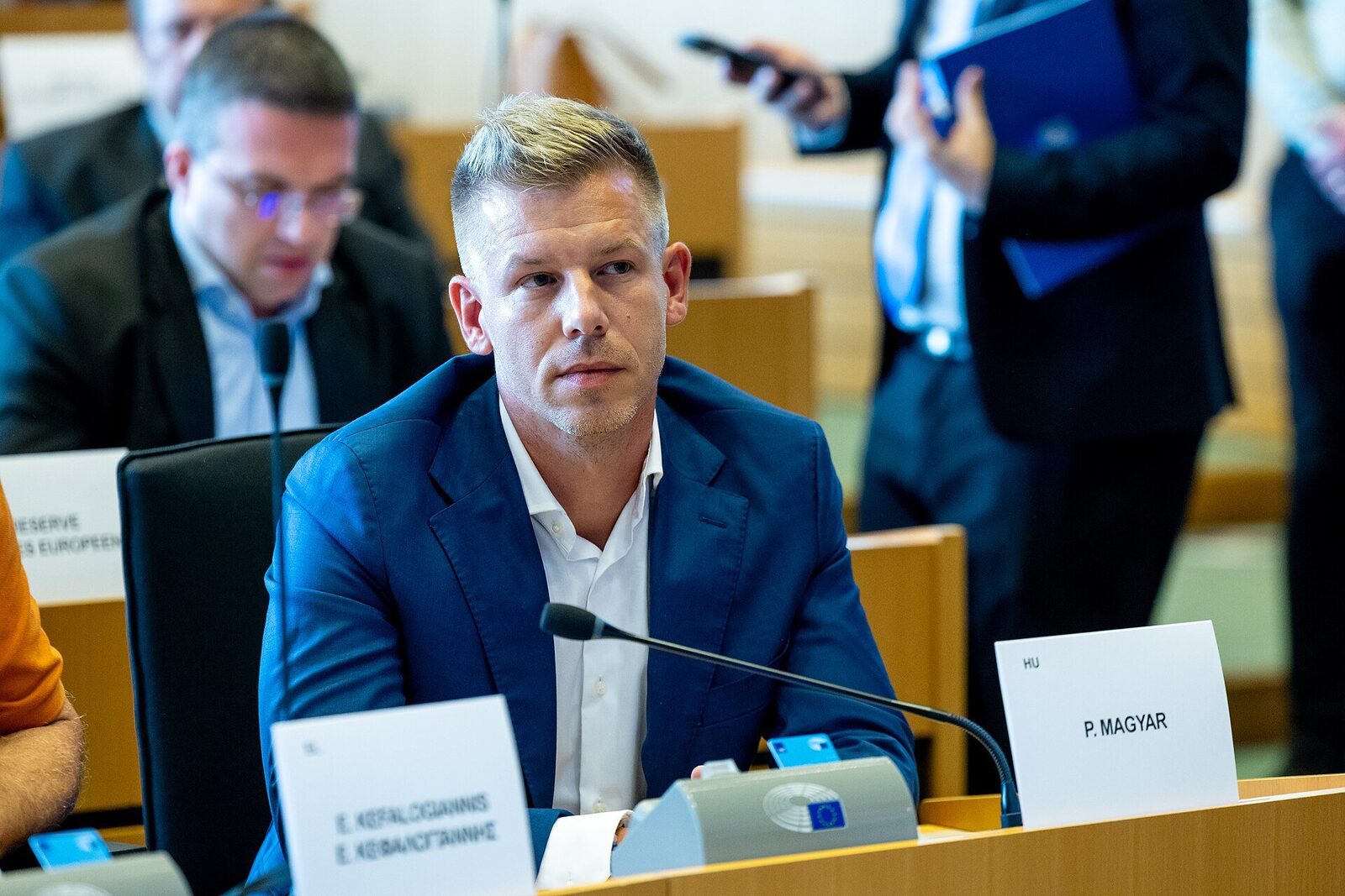 Magyar, omul care l-a învins pe Orban: De la afișul cu Viktor, la succesul uriaș