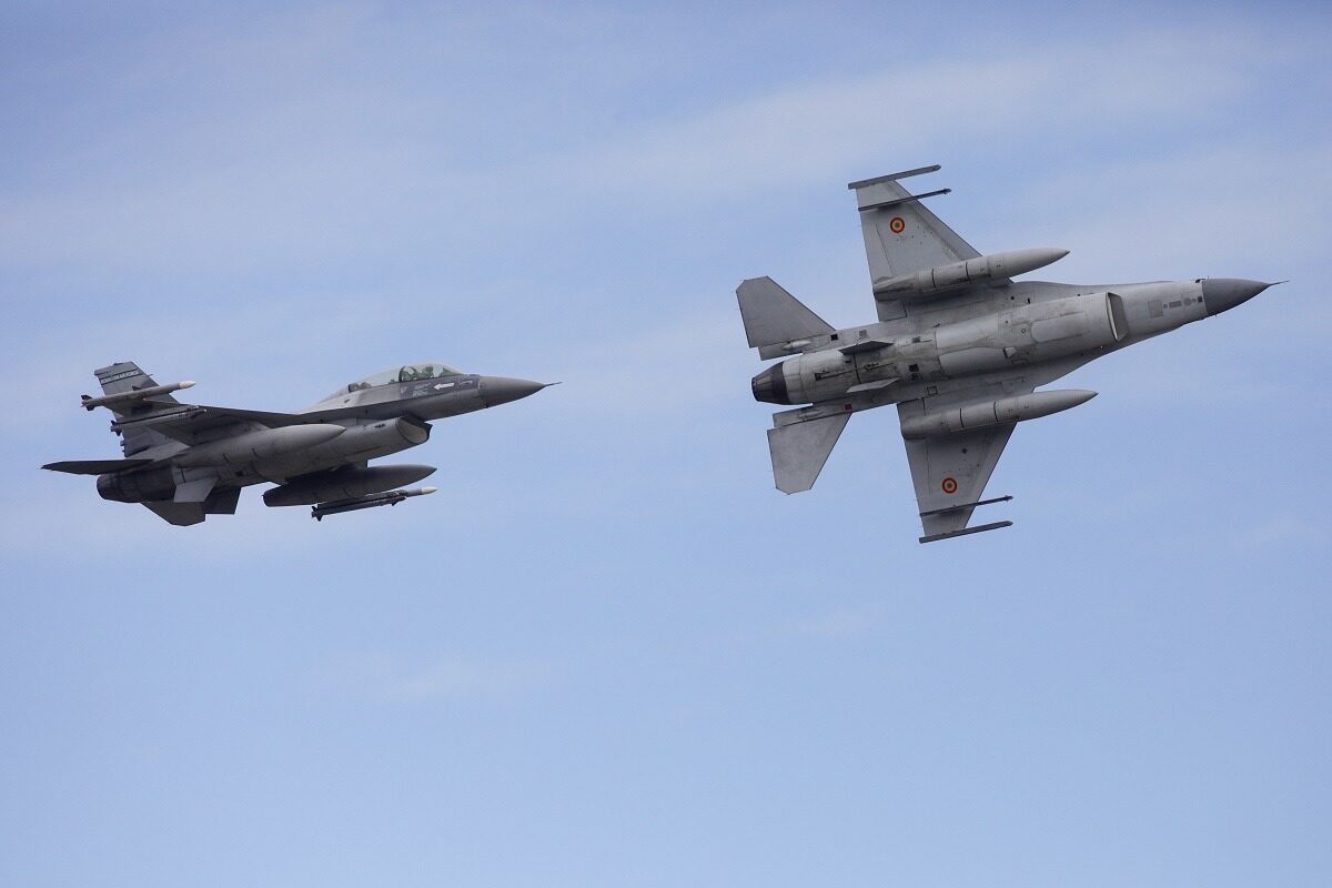 Avioane militare sud-coreene, ciocnire fatală: Piloții, distrași de poze