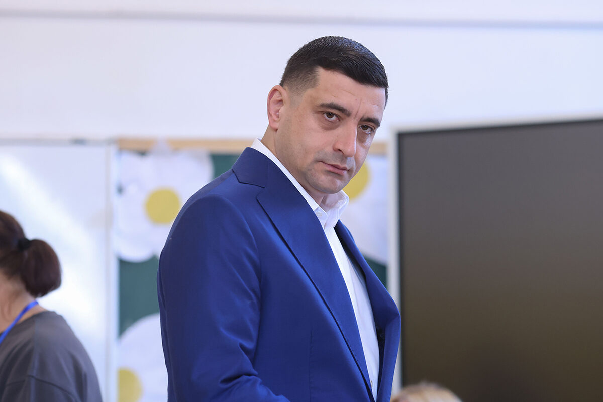 Simion, sosire-fulger la Timișoara: Ce s-a întâmplat la reuniunea PSD
