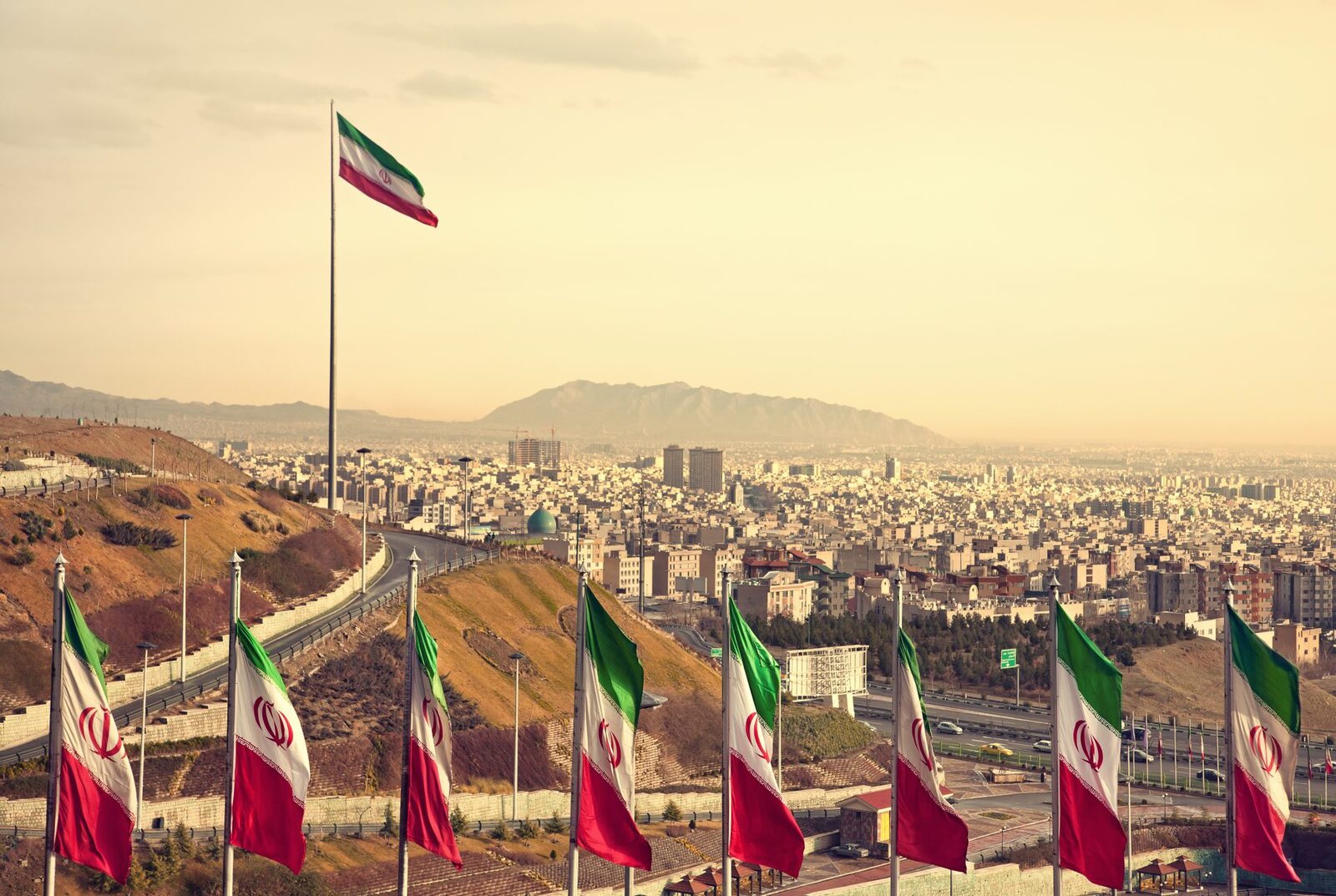 Soarta armistițiului SUA-Iran: Donald Trump, în fața unei noi crize?